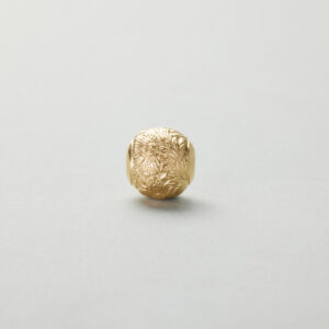 「 18K金雕刻球坠 」