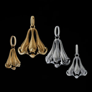 「 蝠苞 」金项坠