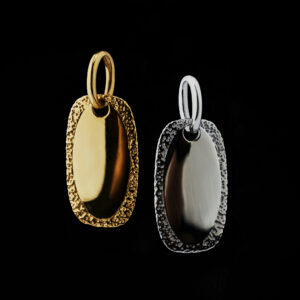 「 反正有光 」骨气纹金项坠