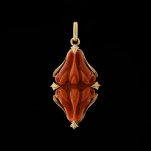 「 Twin Bats 」Gold-Inlaid Southern Red Agate  Pendant