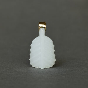 「 借东风 」和田白玉镶金项坠